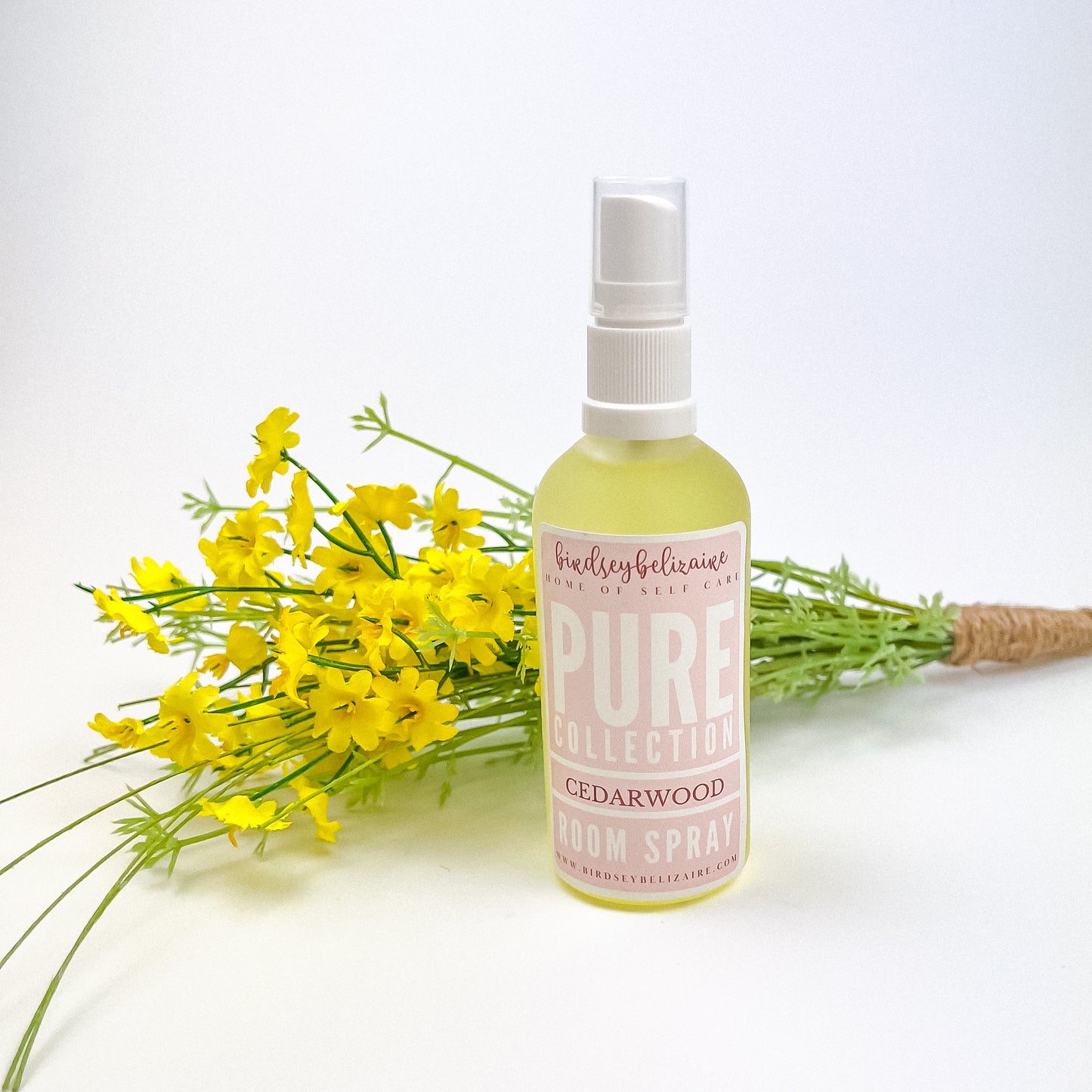 Naturally scented room spray